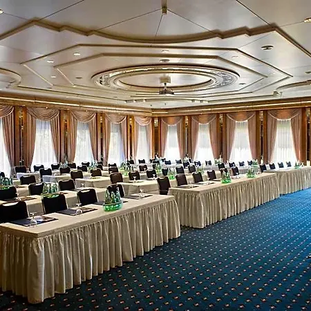 Maritim Hotel 4*